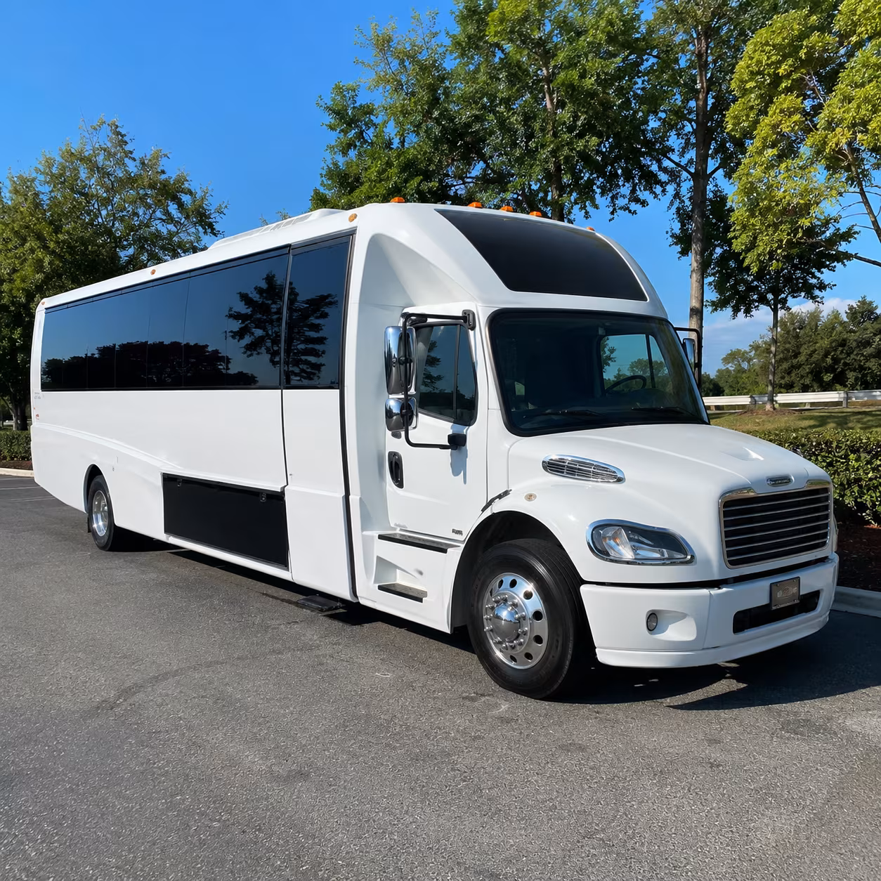 Akron Homecoming & Prom Party Bus Rentals