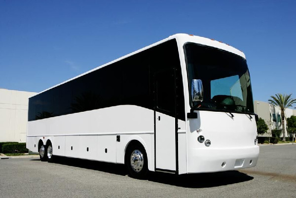 40 Passenger party buses cleveland